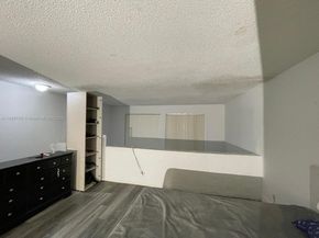 18101 NW 68th Ave E201, Hialeah FL 33015