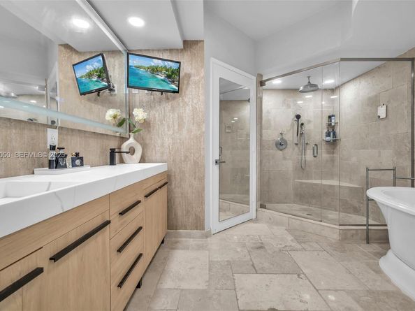 333 Las Olas Way 405, Fort Lauderdale FL 33301