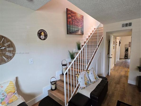 12095 SW 18th Ter 267, Miami FL 33175