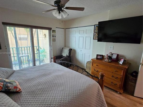 12095 SW 18th Ter 267, Miami FL 33175