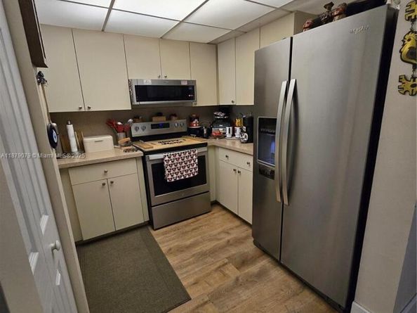 12095 SW 18th Ter 267, Miami FL 33175