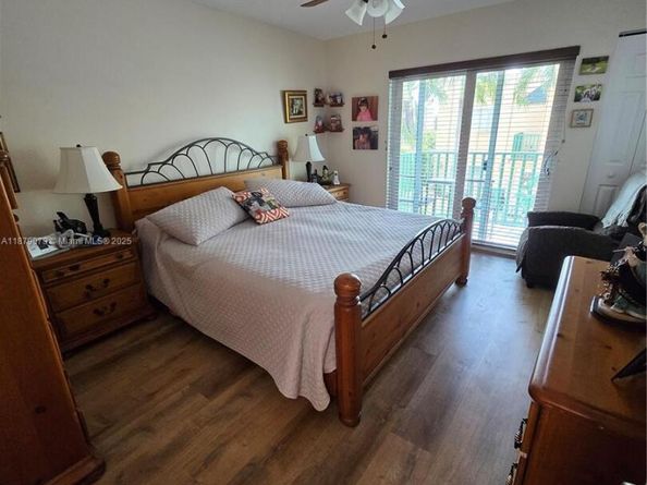 12095 SW 18th Ter 267, Miami FL 33175