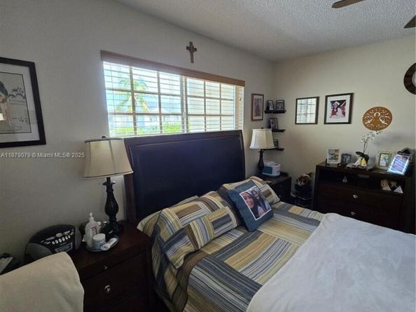 12095 SW 18th Ter 267, Miami FL 33175