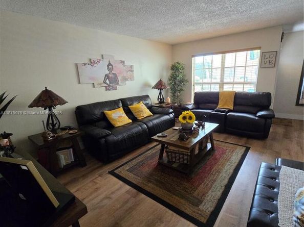 12095 SW 18th Ter 267, Miami FL 33175