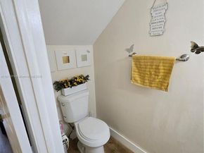 12095 SW 18th Ter 267, Miami FL 33175