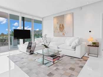 350 Ocean Dr