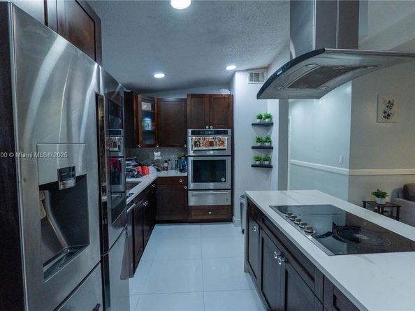 3630 SW 37th St, West Park FL 33023