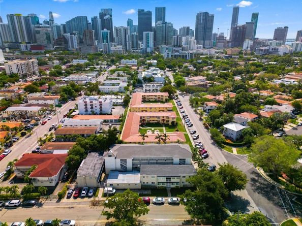 1025 SW 7th Ave 9, Miami FL 33130