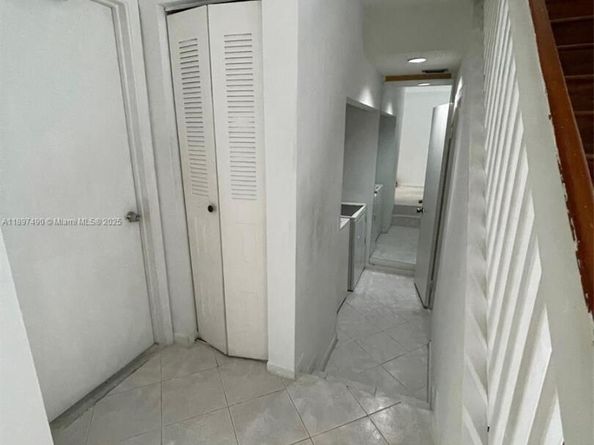 8237 NW 8th Ct 4, Plantation FL 33324