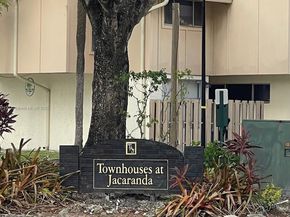 8237 NW 8th Ct 4, Plantation FL 33324