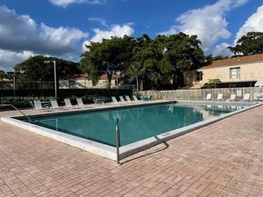 8237 NW 8th Ct 4, Plantation FL 33324