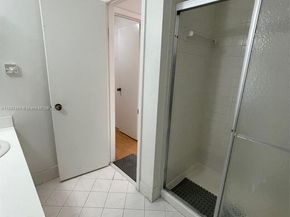 8237 NW 8th Ct 4, Plantation FL 33324