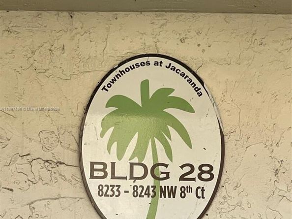 8237 NW 8th Ct 4, Plantation FL 33324