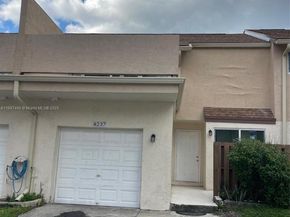 8237 NW 8th Ct 4, Plantation FL 33324