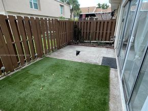 8237 NW 8th Ct 4, Plantation FL 33324