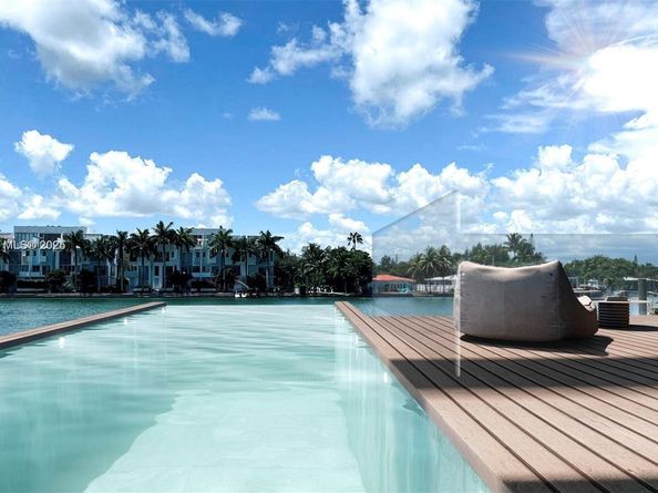 7590 Bayside Ln, Miami Beach FL 33141