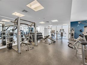 20281 E Country Club Dr 210, Aventura FL 33180