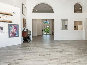 34 Pelican Dr, Fort Lauderdale FL 33301