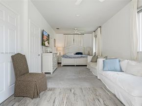 34 Pelican Dr, Fort Lauderdale FL 33301