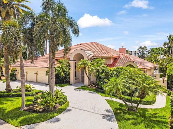 34 Pelican Dr, Fort Lauderdale FL 33301