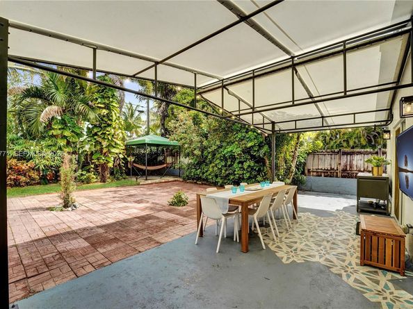 1501 NE 35th St, Oakland Park FL 33334