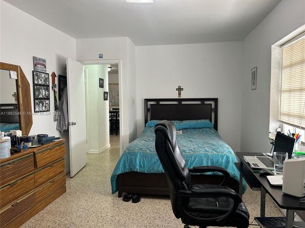 3480 SW 22nd Ter, Miami FL 33145