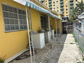 3480 SW 22nd Ter, Miami FL 33145