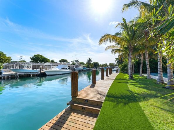 13225 Arch Creek Ter, North Miami FL 33181