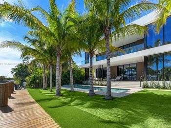 13225 Arch Creek Ter