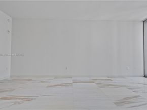 300 Biscayne Blvd Way 2702, Miami FL 33131