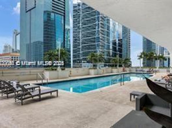 1200 Brickell Bay Dr 4114, Miami FL 33131