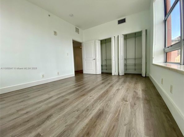 111 E Flagler St 604, Miami FL 33131