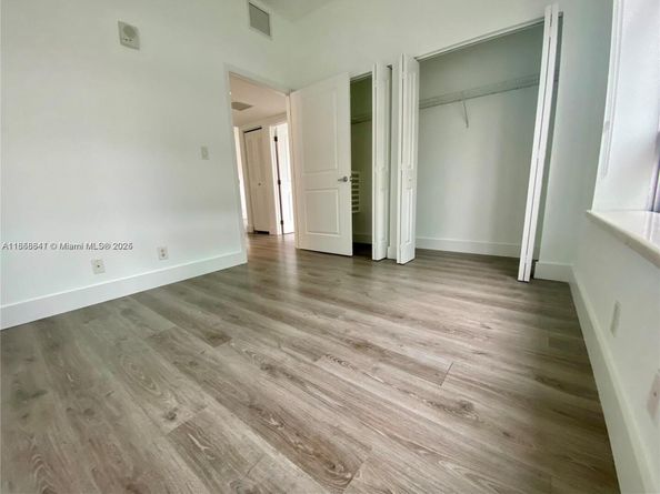 111 E Flagler St 604, Miami FL 33131