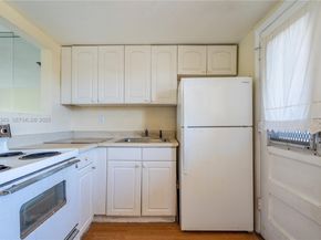 2929 Point East A303, Aventura FL 33160