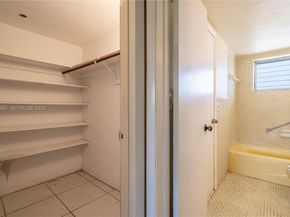 2929 Point East A303, Aventura FL 33160