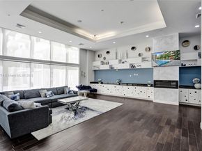 2775 NE 187th St 202, Aventura FL 33180