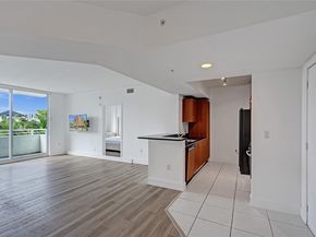 2775 NE 187th St 202, Aventura FL 33180