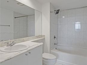 2775 NE 187th St 202, Aventura FL 33180