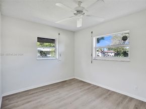 2621 SW Natura Ave, Deerfield Beach FL 33441