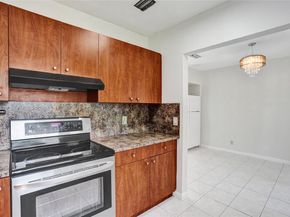 2621 SW Natura Ave, Deerfield Beach FL 33441