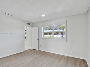 2621 SW Natura Ave, Deerfield Beach FL 33441