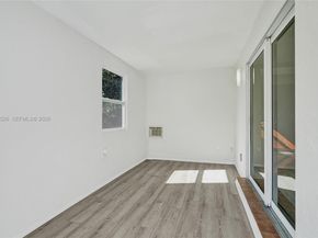 2621 SW Natura Ave, Deerfield Beach FL 33441