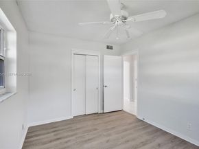 2621 SW Natura Ave, Deerfield Beach FL 33441