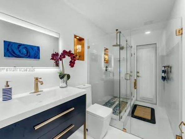 323 NW 136th Pl, Miami FL 33182