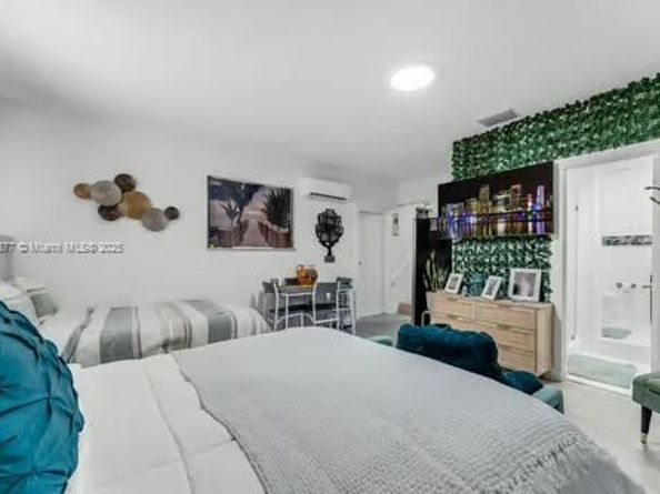 323 NW 136th Pl, Miami FL 33182