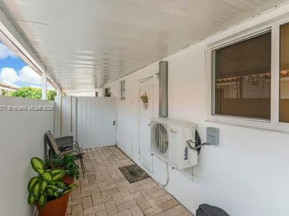 323 NW 136th Pl, Miami FL 33182