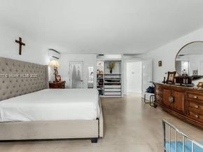 323 NW 136th Pl, Miami FL 33182