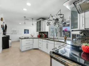 323 NW 136th Pl, Miami FL 33182