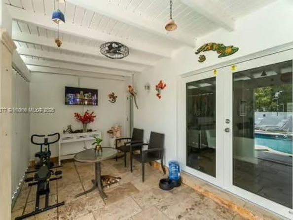 323 NW 136th Pl, Miami FL 33182