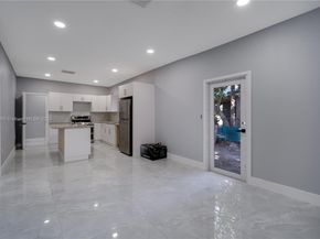 1114 SW 13th Ct, Miami FL 33135